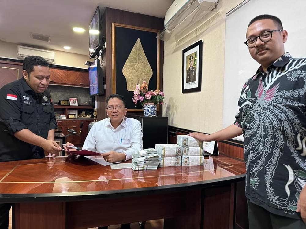 Tersangka Achsanul Qosasi Kembalikan Rp 40 Miliar Kepada Kejagung, Penyidik Jampidsus Dalami Pihak Lain yang Ikut Menerima