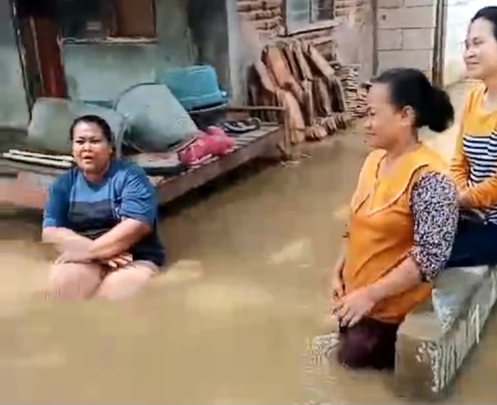 Sungai Cisadane Meluap, Ribuan Rumah Warga di Tanjung Burung Tangerang Kebanjiran