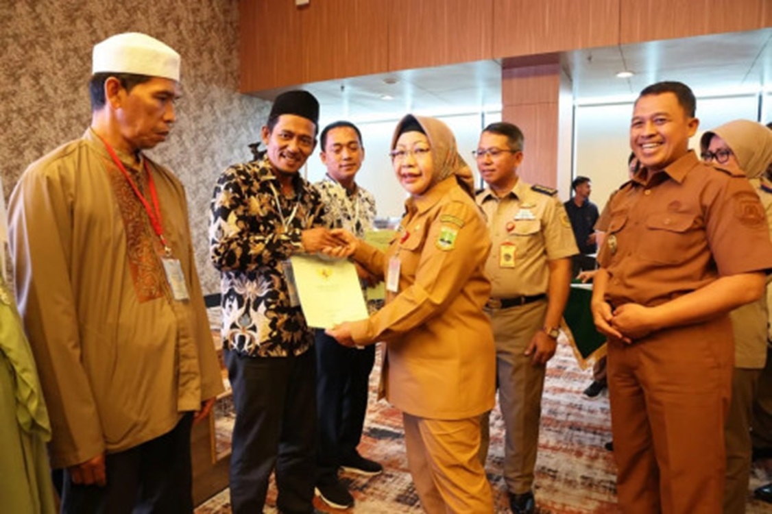 27.087 Sertifikat Tanah Diserahkan! Pj Sekda Provinsi Banten Virgojanti : Aset Masyarakat Akan Terlindungi