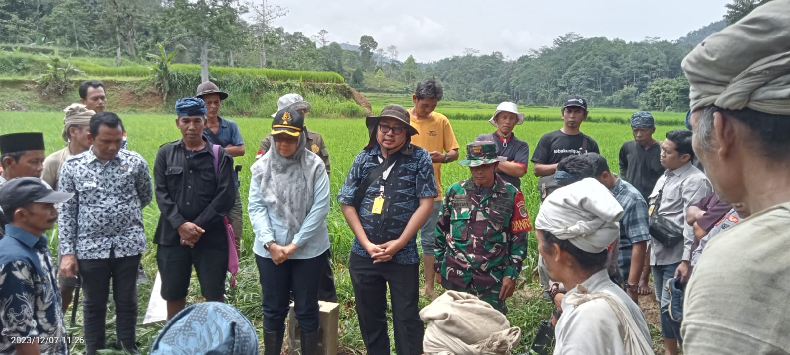 Polemik Batas Wilayah Desa Adat Baduy dan Cibarani, Ditandai Dengan Pemasangan Patok