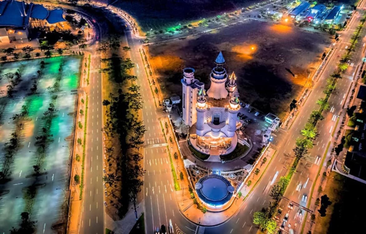 Destinasi Wisata Floating Castle Froggy Edutography Lagi Hits di Tangerang Banten