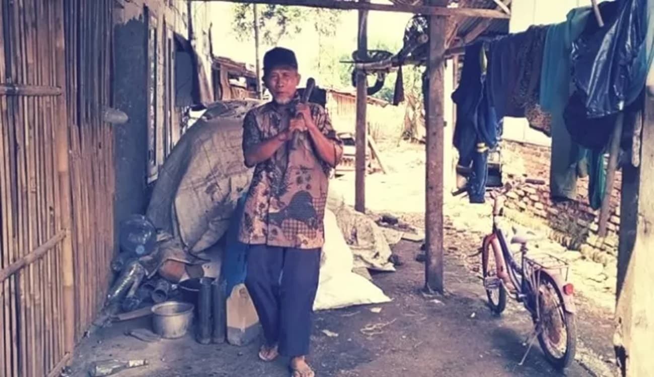 Kok Bisa? Pak Kacung Petani Miskin Merasa Kaget Ketika Ditagih Hutang Rp4 Miliar Oleh PT Asuransi Kredit Indonesia