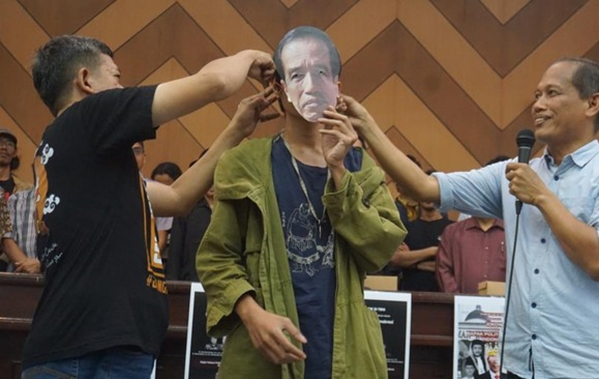 Jokowi di Nobatkan Sebagai Bapak Politik Dinasti Indonesia Oleh Forum Cik Di Tiro