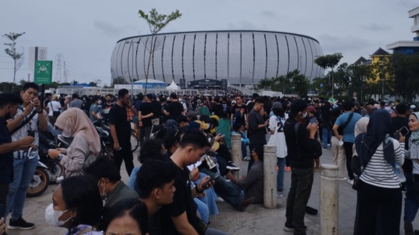 Berkemah di Luar JIS, Demi Kumpul Akbar Bersama Pendukung AMIN