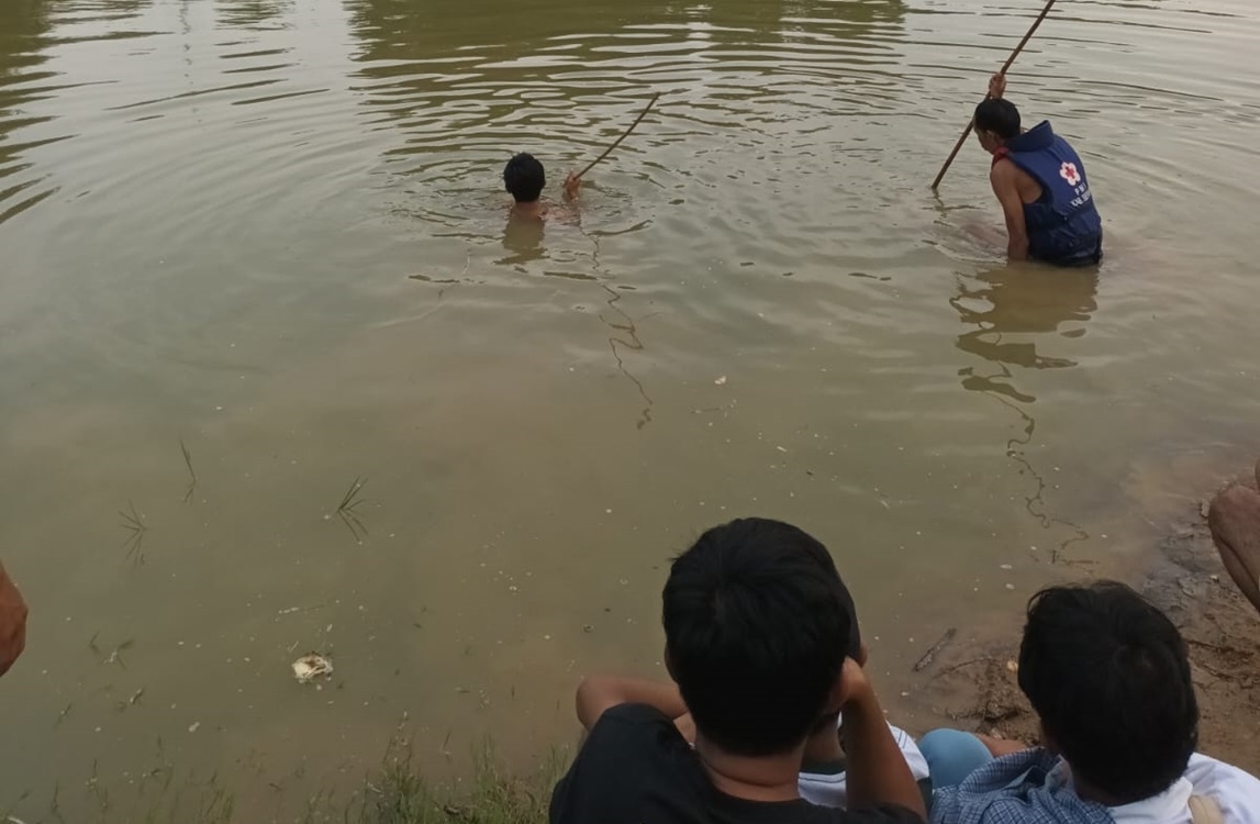 Asik Mencari Udang, Bocah 8 Tahun Tenggelam Dan di Temukan Meninggal Didanau