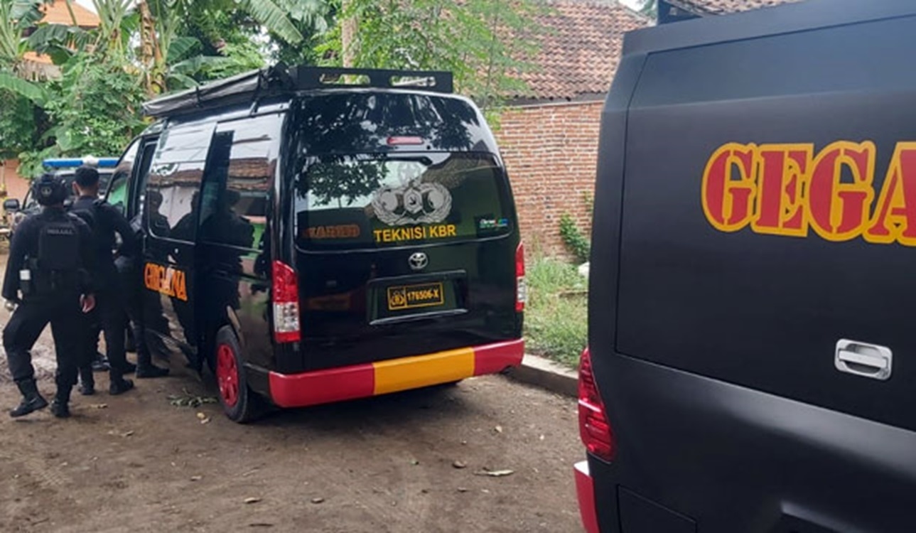 10 Anggota Alami Luka Akibat Ledakan Bom di Detasemen Gegana Satbrimob Polda Jatim