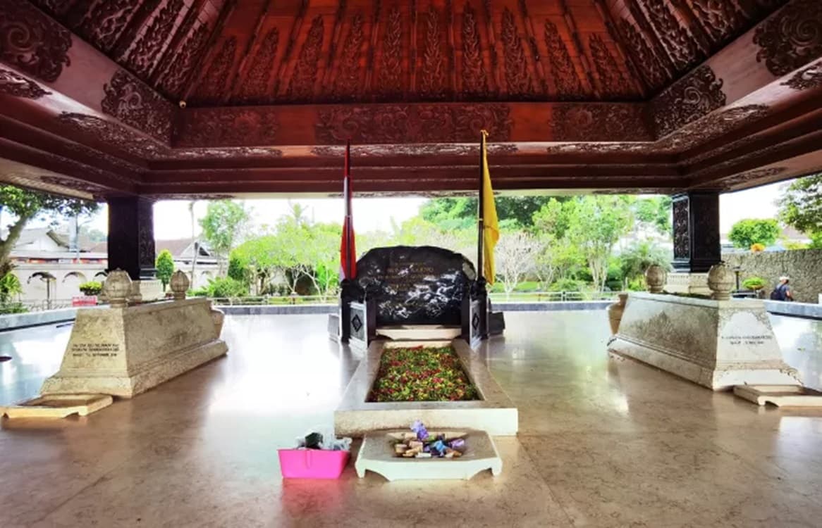 Makam Presiden Republik Indonesia Dari Yang Megah Hingga Yang Sederhana