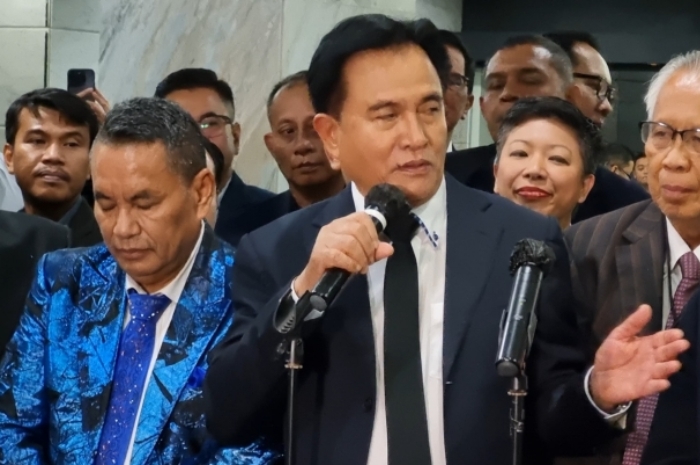 Hotman Paris dan Otto Hasibuan Sebut Gugatan Anies-Ganjar ke MK Super Cengeng dan Cacat Formil!