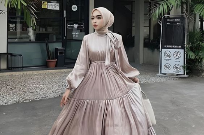 Cara Merawat Kain Berbahan Shimmer agar Lebih Awet, Tren Baju Lebaran 2024