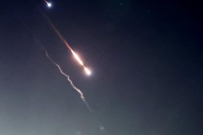 Breaking News! Israel Serang Iran, Ledakan Terjadi di Kota Isfahan