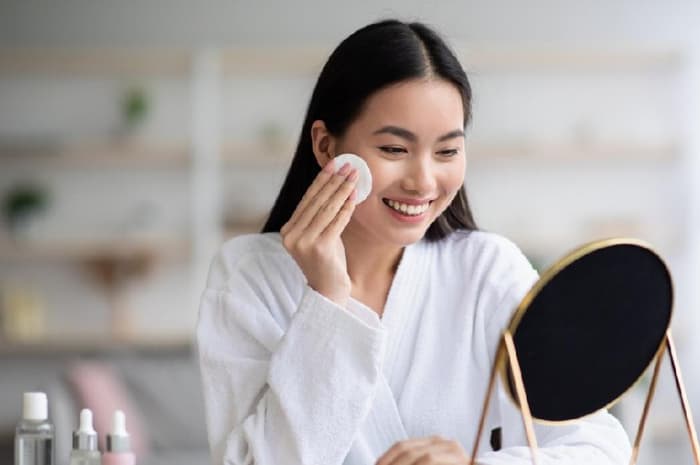 Lengkap! Berikut 5 Tahapan Basic Skincare untuk Pemula, Wajah Auto Jadi Glowing