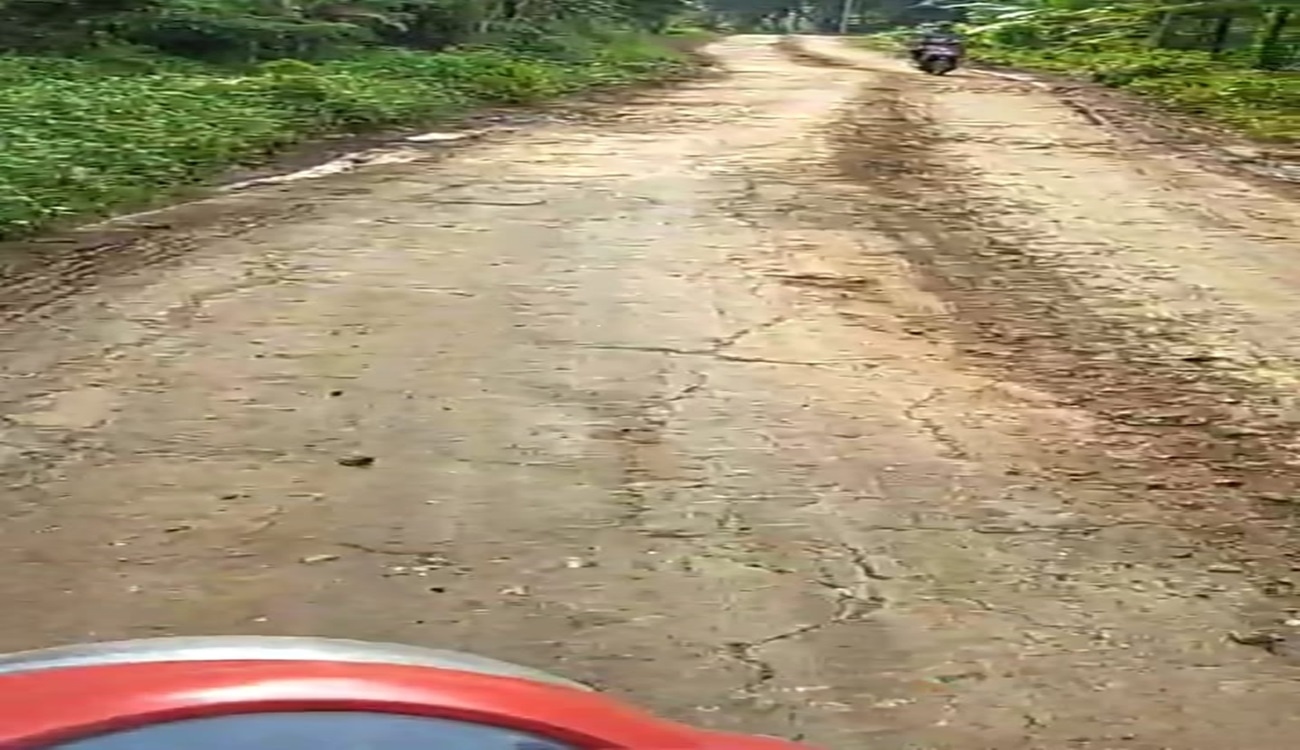 Diduga Tak Kantongi Izin Amdalalin dan Merusak U-ditch,Box Culverty dan Gapura,Aktivitas Galian Tanah Merah PT IJA di Desa Banjarmasin Bermasalah