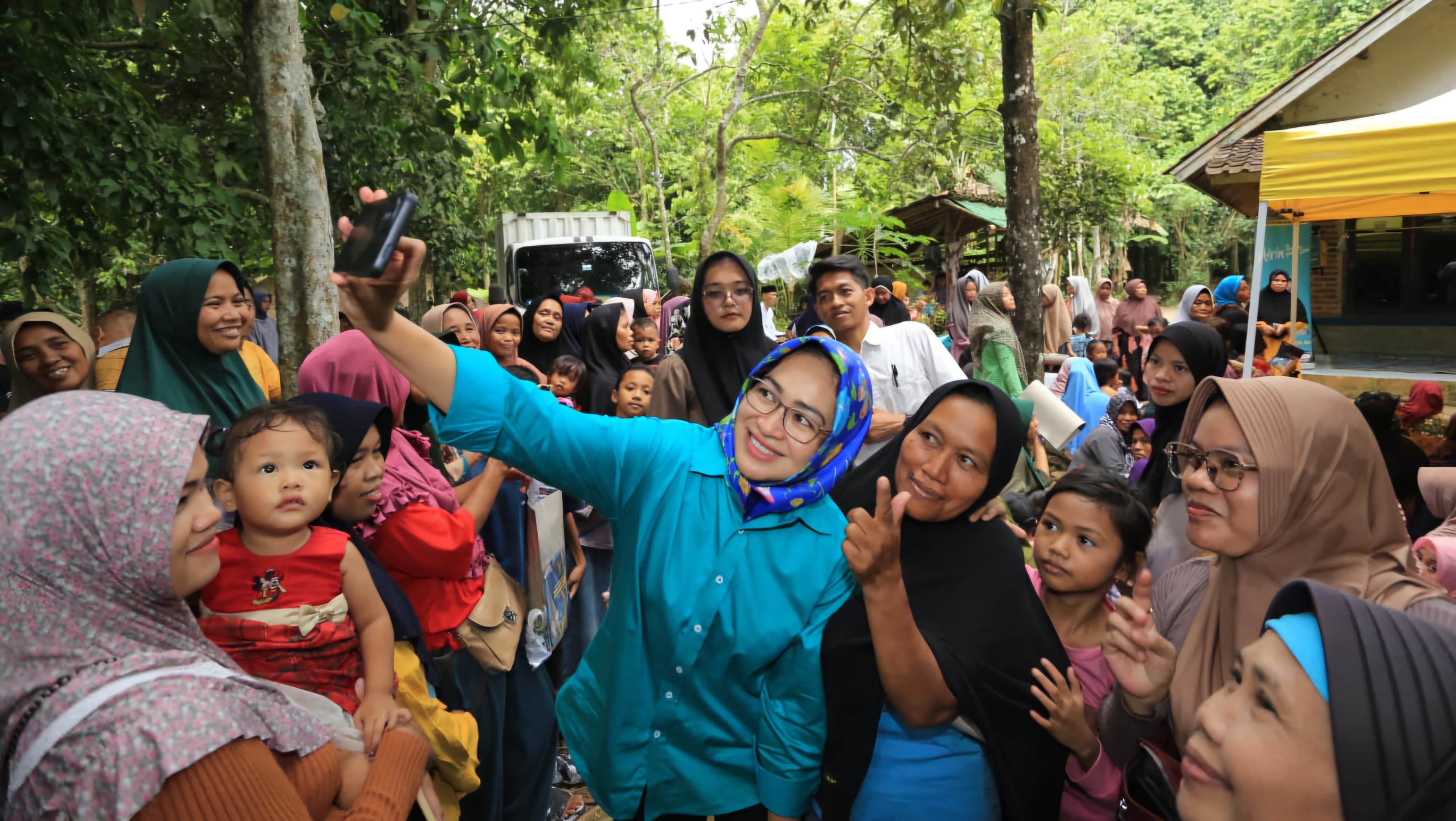 Serap Aspirasi Masyarakat, Airin Keliling Banten