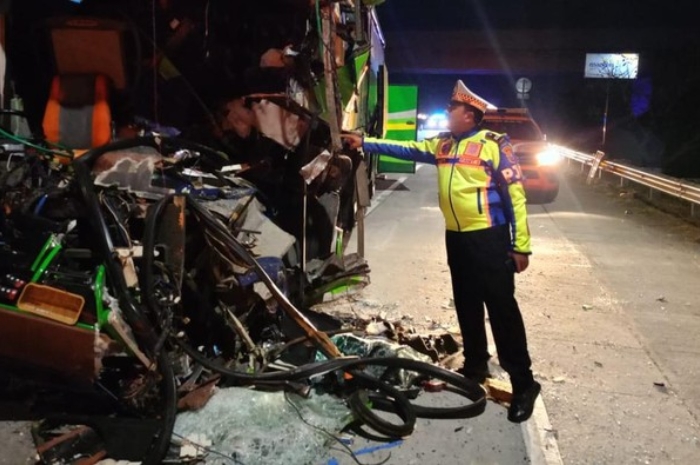 Bus Study Tour SMP PGRI 1 Wonosari Kecelakaan, Diduga Sopir Alami Microsleep