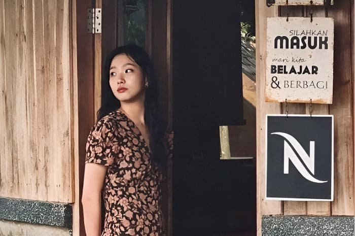 Bikin Heboh Penggemar! Disangka Mau Wisata Dukun, Kim Go Eun Ternyata Syuting Iklan di Garut