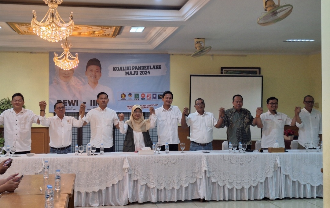 Koalisi Pandeglang Maju Gelar Rapat Bahas Strategi Pemenangan Pasangan Dewi-Iing