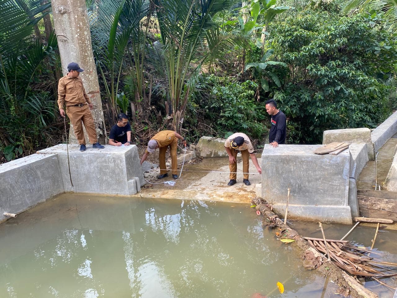 8 Tahun Tidak Tersentuh Pembangunan, Kini Jalan Lingkungan Bagus, Warga Apresiasi Kades