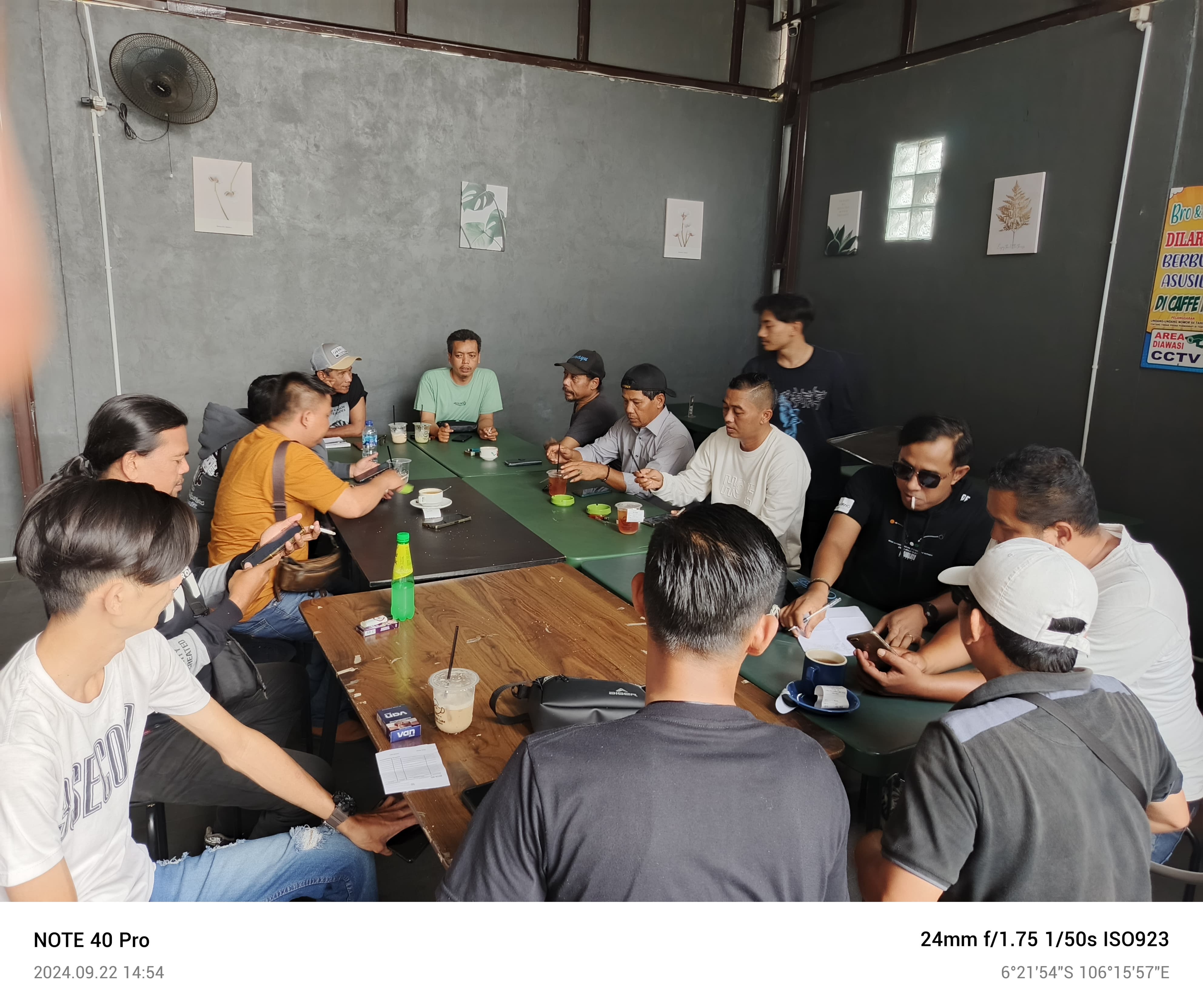 Puluhan Awak Media Gerunduk KPU Lebak, Pertanyakan Komitmen dan Anggaran Negara Untuk Pilkada