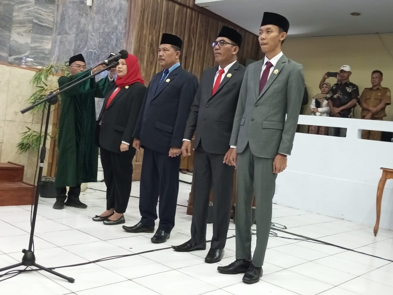 Pimpinan DPRD Lebak Komitmen Bekerja Sesuai Tupoksi dan Profesional, Usai Ambil Sumpah dan Janji