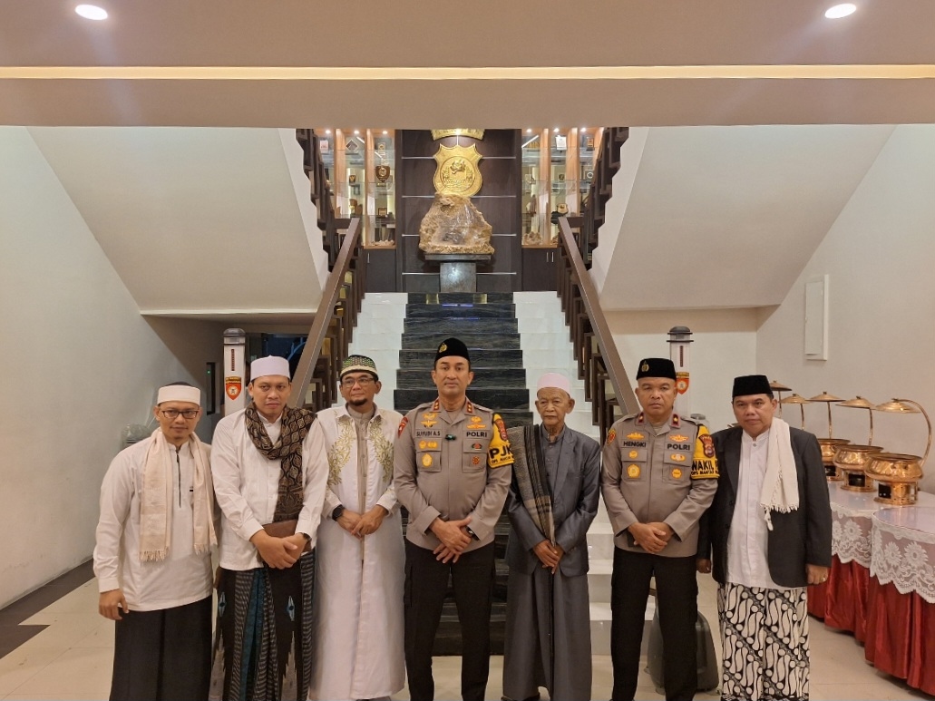 Peringati Hari Santri, Polda Banten Gelar Istigosah dan Doa Bersama