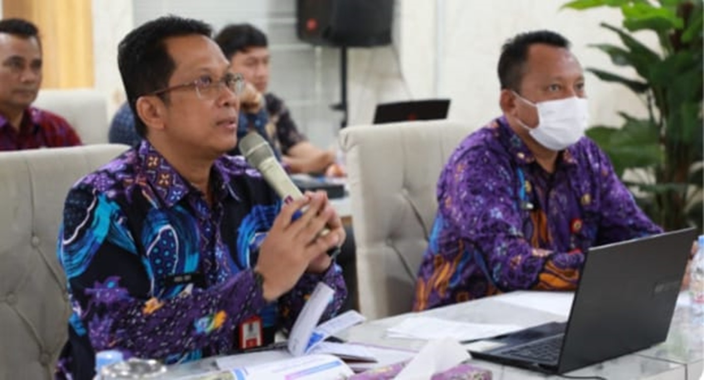Pj Bupati Tangerang Memberikan Paparan, Komitmen Tingkatkan Pelayanan Informasi Publik Pada Monev