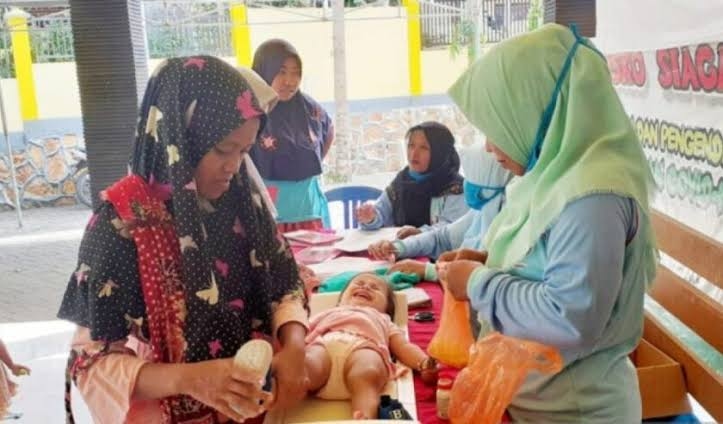 Bu Kades Jual Gedung Posyandu Rp25 Juta Kini Kena Batunya Pakai Rompi Oren