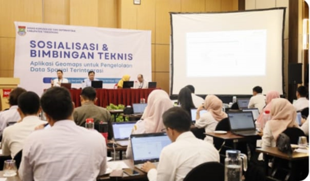 30 Oprator Perangkat Daerah, Diskominfo Kabupaten Tangerang Menggelar Bimtek Aplikasi Geomaps