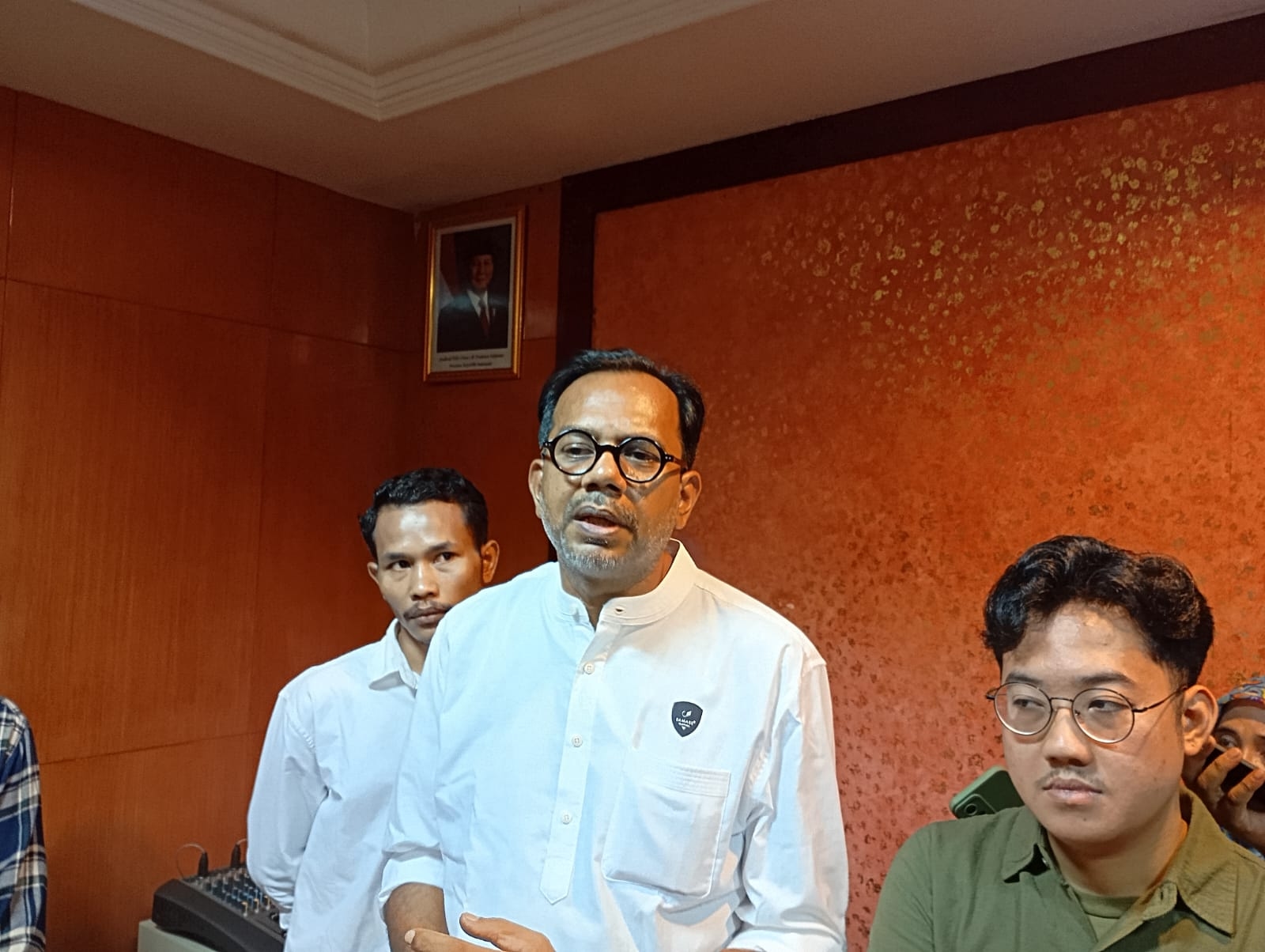 Mendes, APH, Apdesi Hingga Kades Diduga Politisasi Pilkada Banten, Haris Azhar: Kami Punya Data Dugaan Intervensi Menangkan Paslon Tertentu
