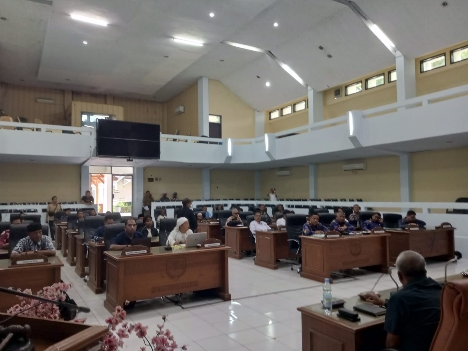 RDP Warga Minta DPRD Rekomendasikan HGU Tidak Diperpanjang, PT MII: Kami Punya Izin dan Taat Bayar Pajak