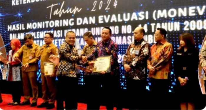 Pemkab Tangerang Melalui Diskominfo Raih Anugerah Keterbukaan Informasi Badan Publik