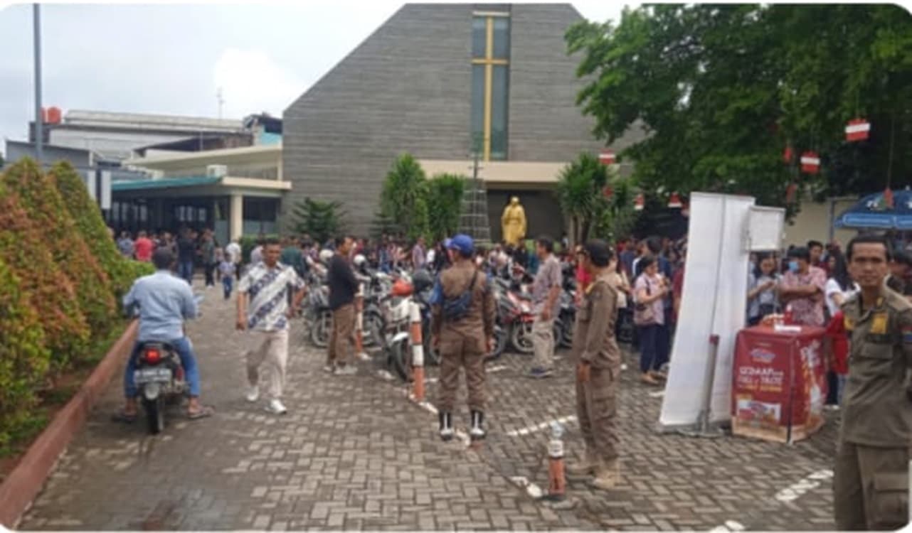 Kerahkan Ratusan Personal, Satpol PP Amankan Perayaan Natal Tahun 2024