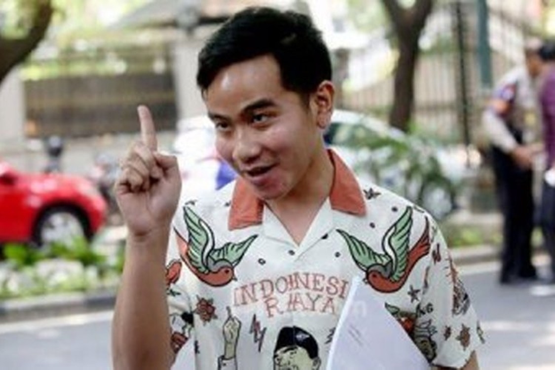 Heboh, Gibran Kembali Disebut Cuma Lulusan SMP Oleh sebuah Kanal Youtube, Cek FAKTA atau HOAKS?