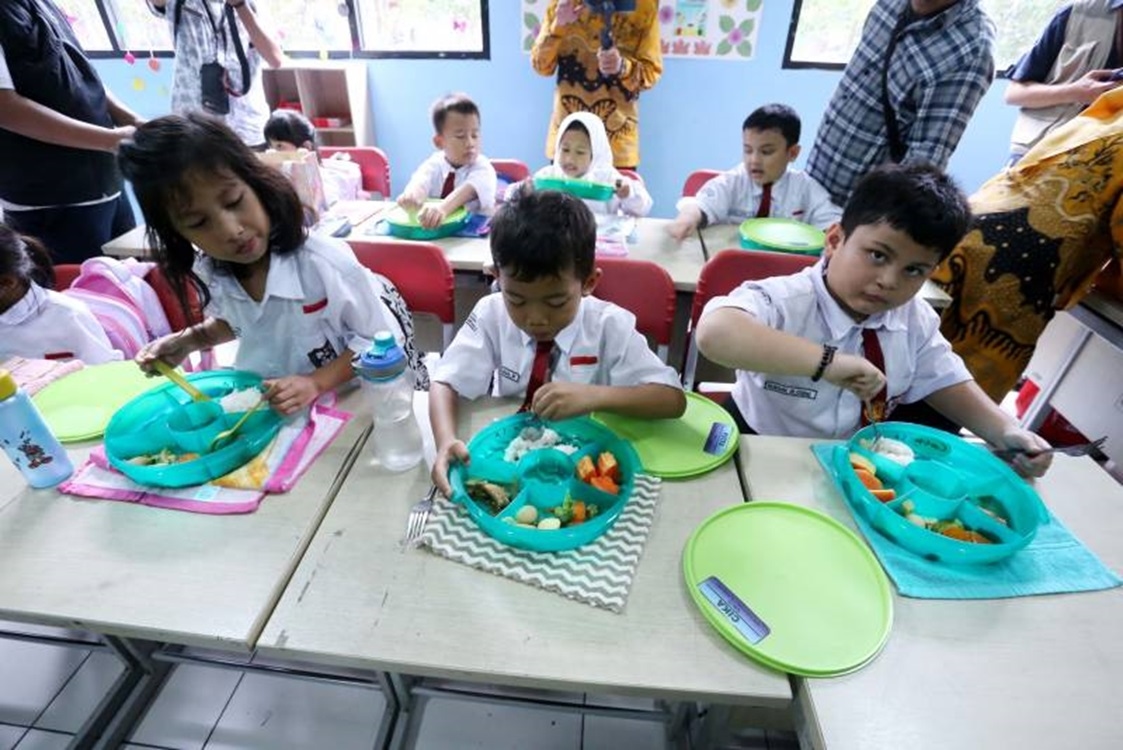 Menghindari Penipuan Program Makan Bergiji Gratis, BGN: Mitra Daftar Melalui Laman Resmi, Tanpa Dipungut Biaya Apapun