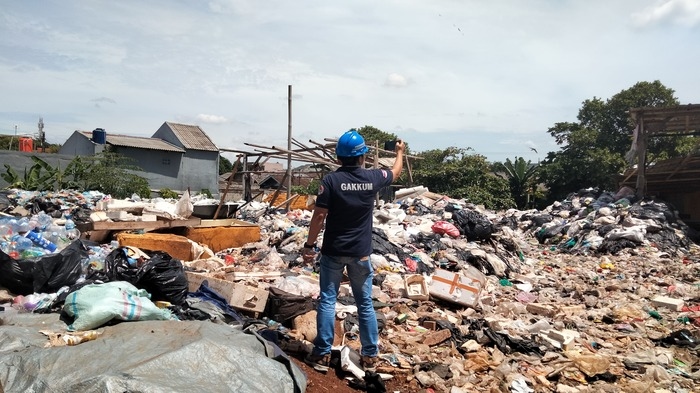 KLH Sidak TPS Ilegal di Pamulang Tangsel
