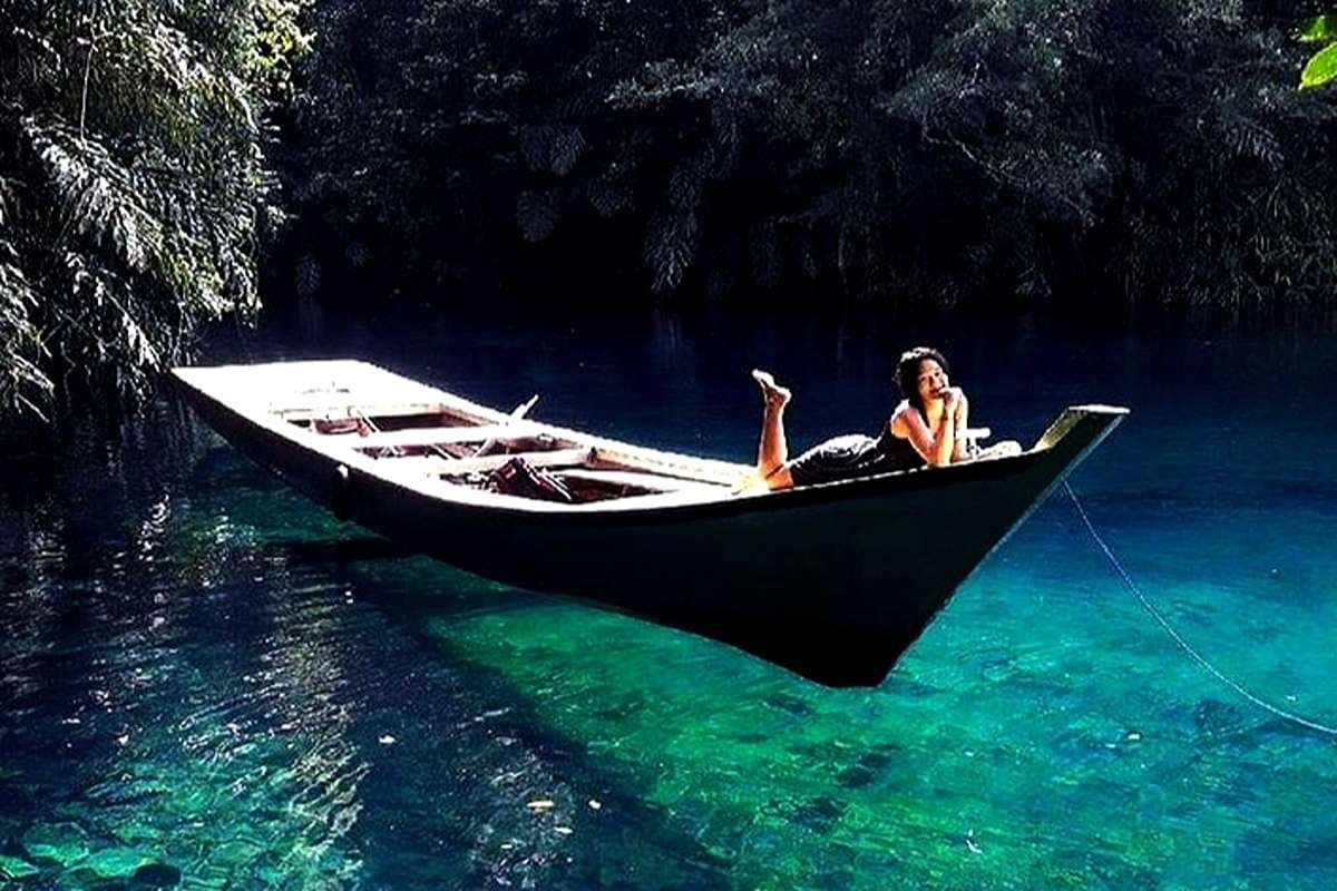 Destinasi Wisata Labuan Cermin Kaltim, Sebuah Danau Dua Rasa Yang Airnya Sebening Kaca, Harga tiket, Fasilitas, Daya Tarik dan Kuliner