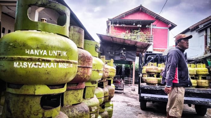 Warga Pondok Aren Keluhkan Kelangkaan Gas Elpiji 3 Kg, Pengecer Belum Dapat Pasokan