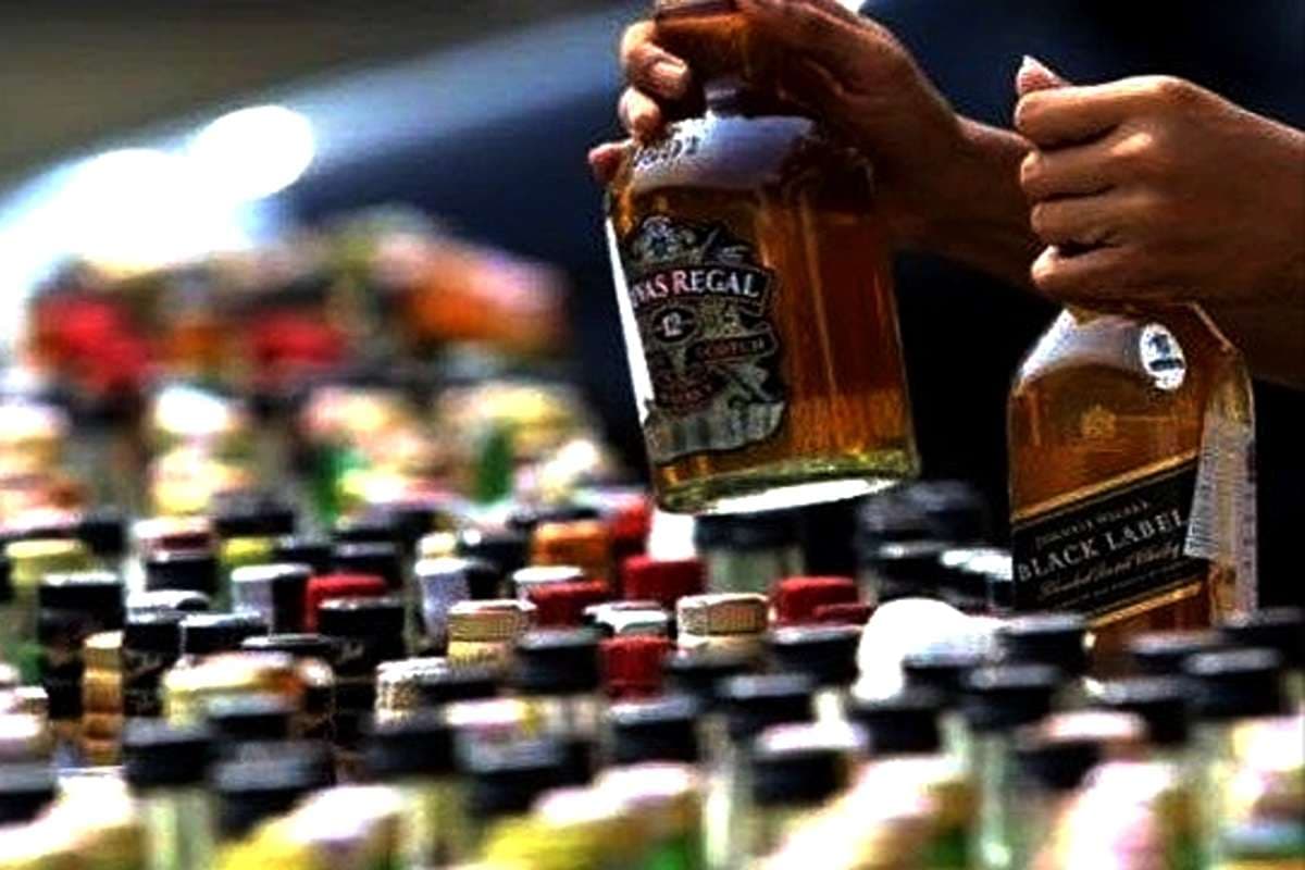 Tragedi Miras Oplosan di Cianjur: 8 Nyawa Melayang, Warga Hati-Hati!