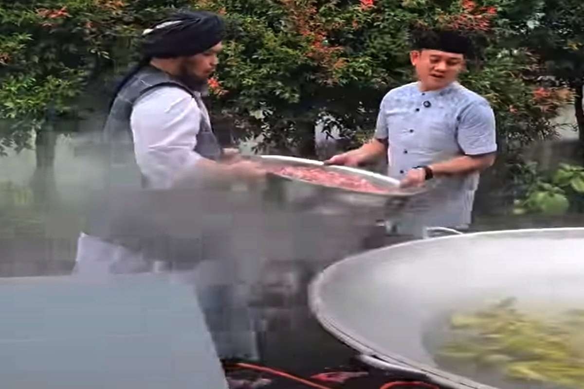 Dari Hotman Paris hingga Denny Sumargo: Gelombang Hidayah Artis, Ustaz Derry Sulaiman Jadi Sorotan!