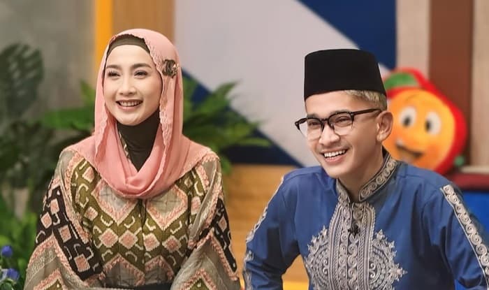 Desy Ratnasari Jelaskan Hubungannya dengan Ruben Onsu Sudah Lama, CLBK?