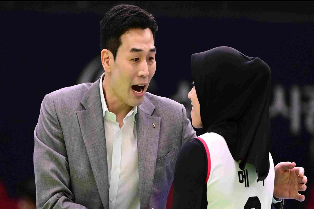 Megawati 'Megatron' Pamit: Air Mata Perpisahan dan Legacy yang Tak Terlupakan di Red Sparks!