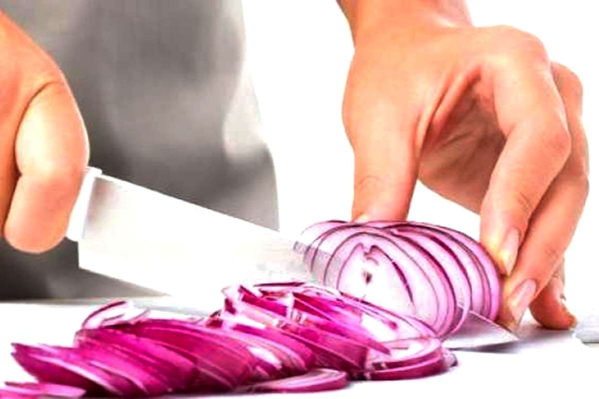 Mengapa Pedihnya Mata Mengiris Bawang? Ini Rahasia Dibalik Kisah Yang Bikin Kamu Bercucuran Air Mata