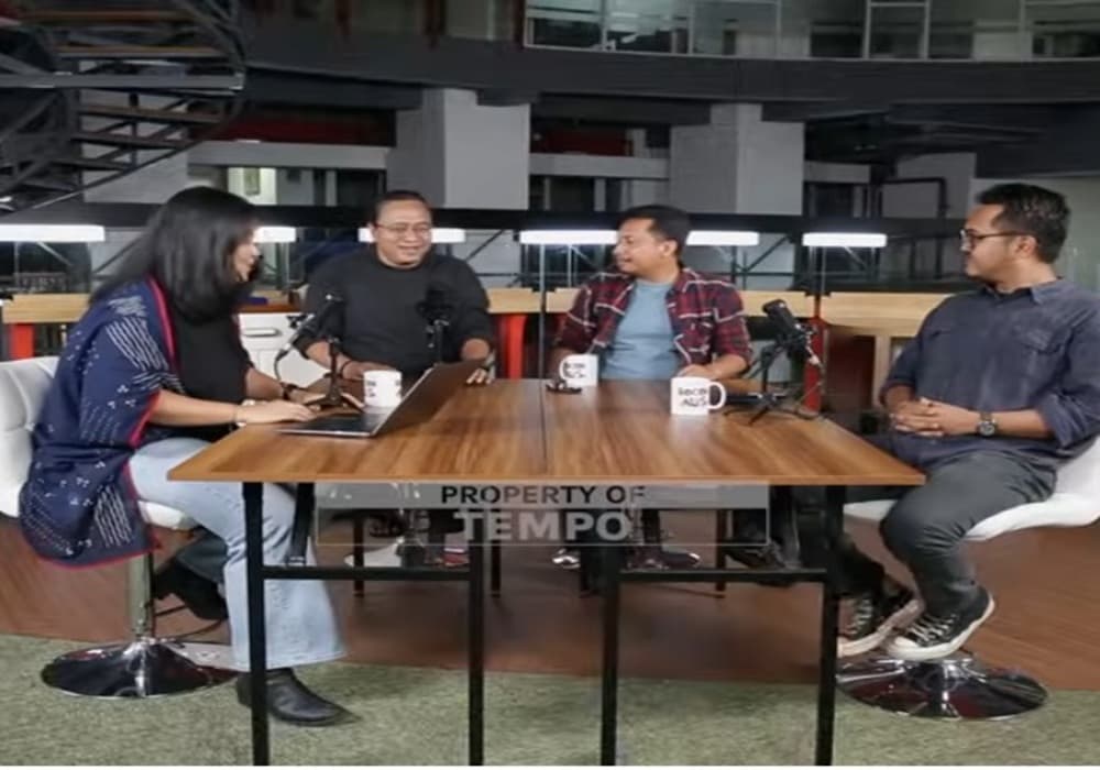 KDM Sedang Membangun Dinasti Bayangan Jokowi? Gaya Pencitraannya Dianggap Mirip