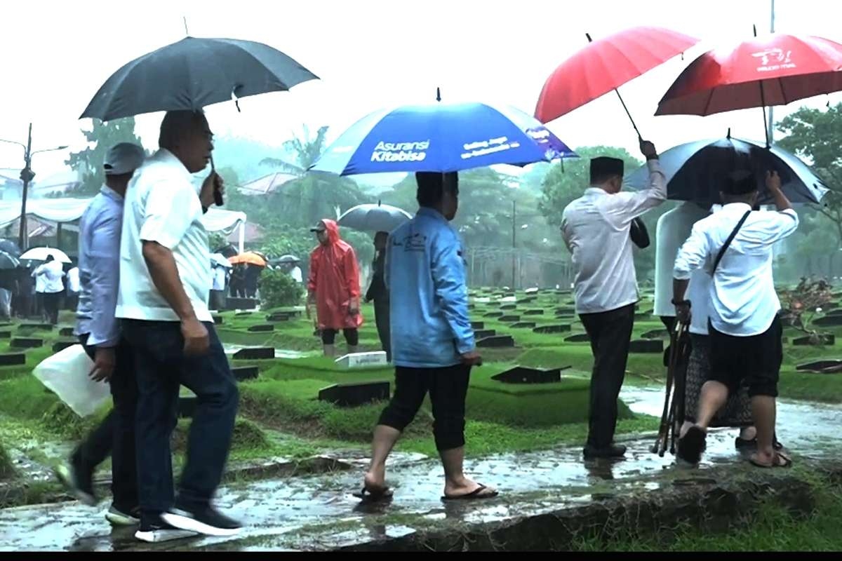 Tangisan Langit untuk Suami Najwa Shihab: Quraish Shihab Jelaskan Tanda Rahmat Tuhan yang Bikin Haru dan Menyentuh hati