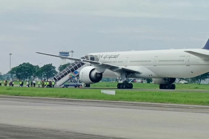 Dapat Ancaman Bom di Pesawat, Saudia Airlines Mendarat Darurat di Bandara Kualanamu-Medan