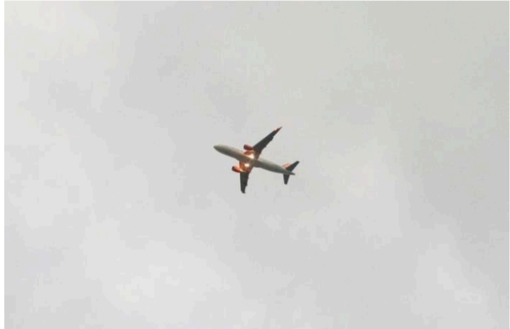 Pesawat Kargo Misterius dari China ke Iran: Sinyal Bantuan di Tengah Konflik Membara dengan Israel