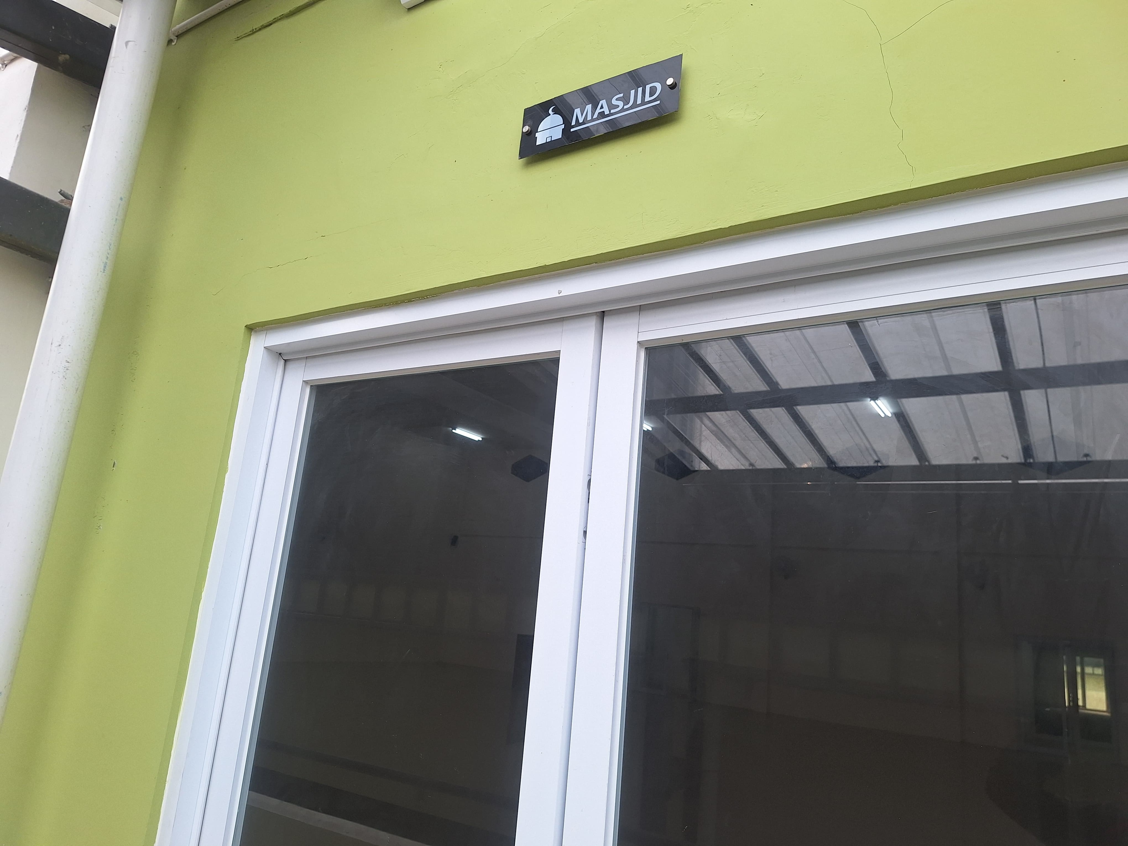 Kontraktor Pasar Anyar Kota Tangerang Tak Profesional. Aset Masjid Hilang, PT Urban Lepas Tangan