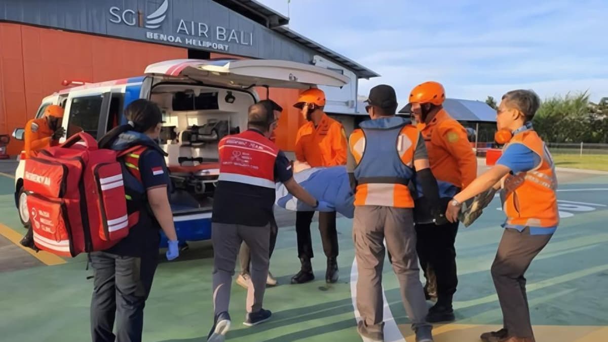 Jatuh di Gunung Rinjani, Pendaki Asal Belanda Berhasil di Evakuasi Menggunakan Helikopter