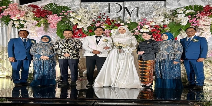 Wagub Jatim Emil Dardak Jadi Tamu Undangan di Resepsi Megawati Hangestri, Tamu Lainnya Terpukau Gegara Hal Ini