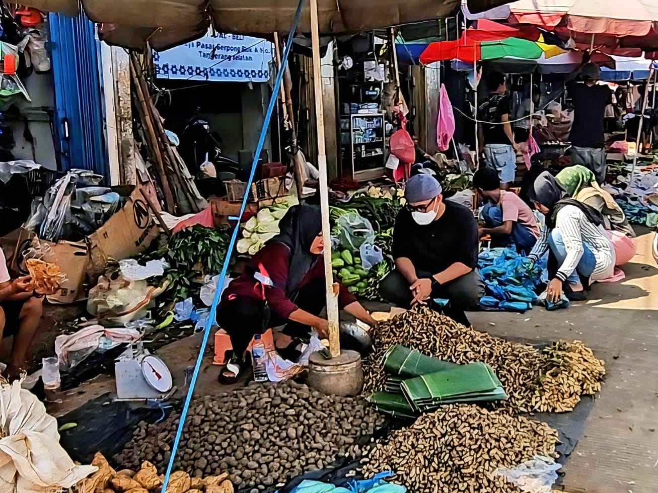 Nyamar Jadi Pembeli, Wakil Wali Kota Tangsel Blusukan ke Pasar Serpong