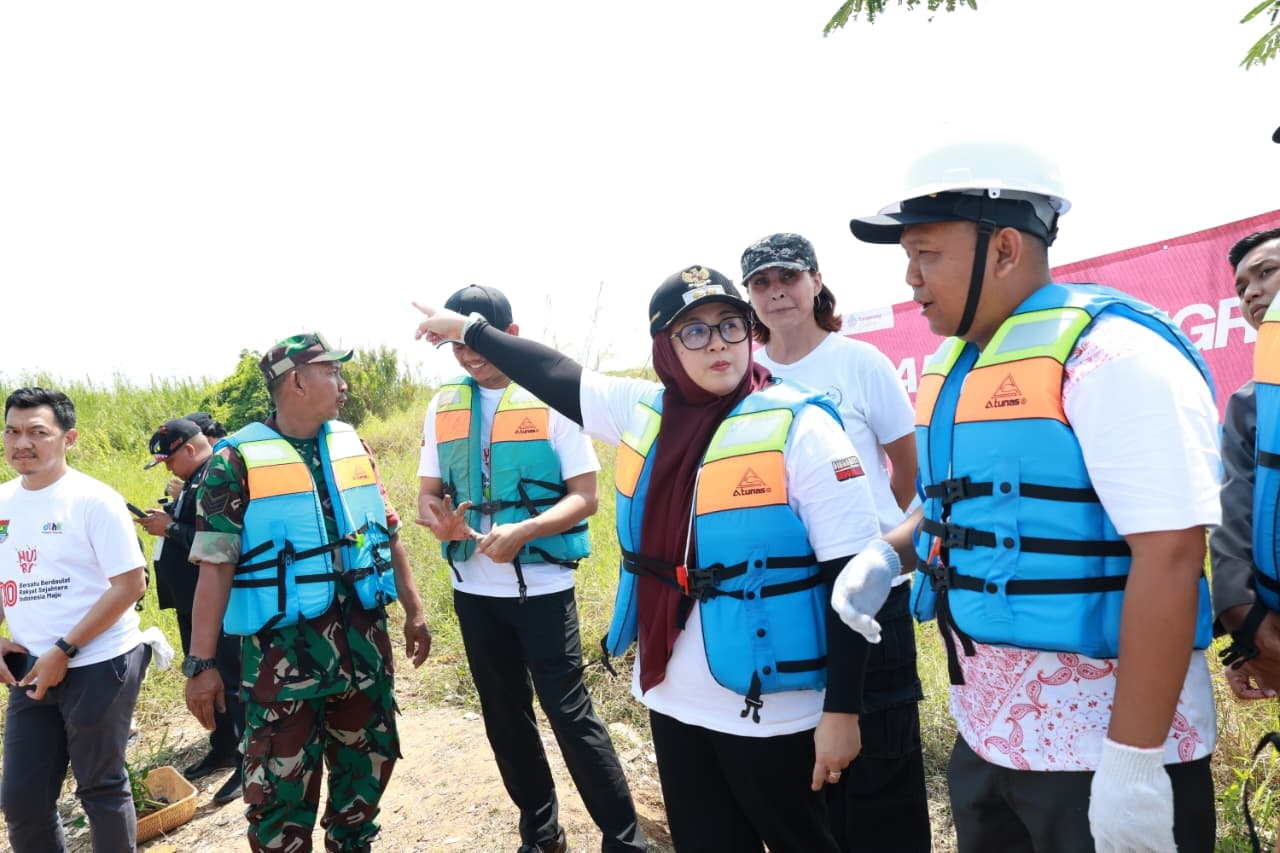 Hadiri Aksi Bersih Satu Hari untuk Bumi, Wabup Tangerang Intan Nurul Hikmah: Ini Awal dari Gerakan Berkelanjutan
